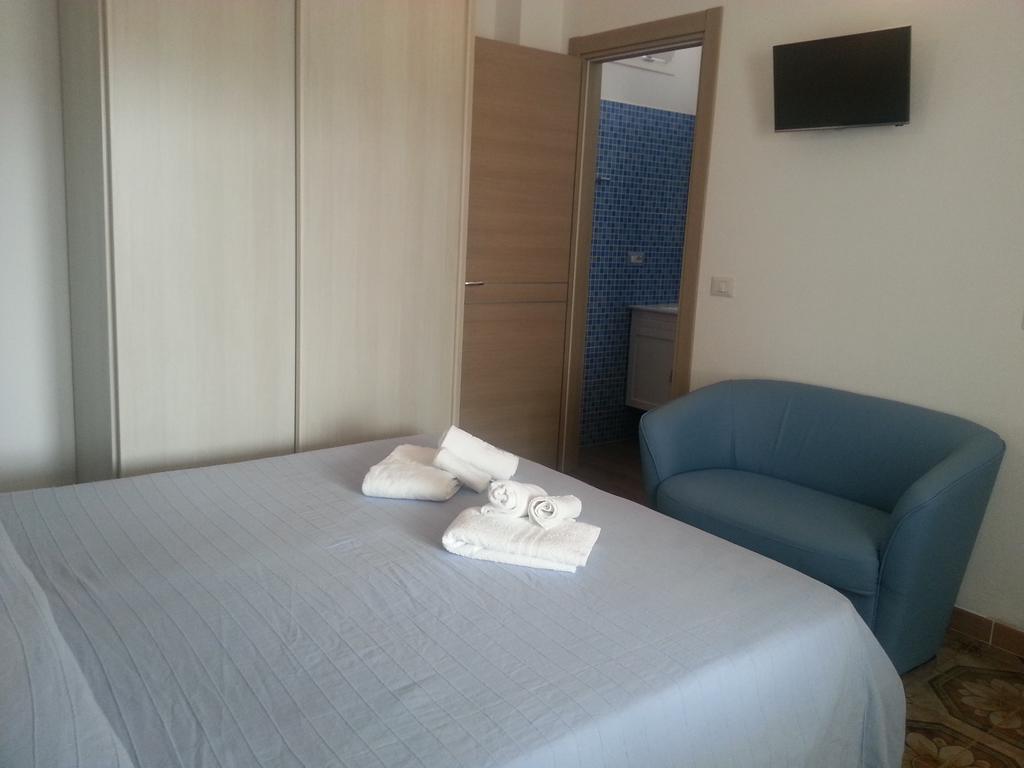 B&B Brezza Marina Torre Pali Kültér fotó