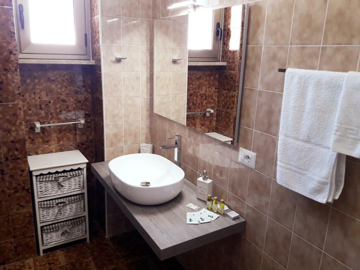 B&B Brezza Marina Torre Pali Kültér fotó
